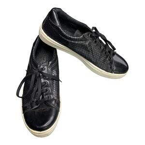 TopShop black snakeskin textured white bottom sneakers lace up size 5